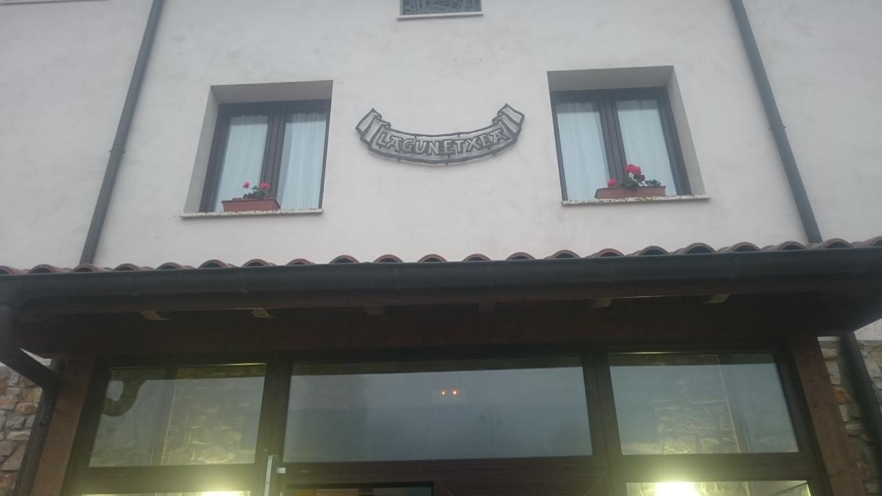 Hotel Santuario Urkiola - Lagunetxea Urquiola エクステリア 写真